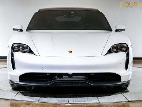 Used 2023 Porsche Taycan image 7