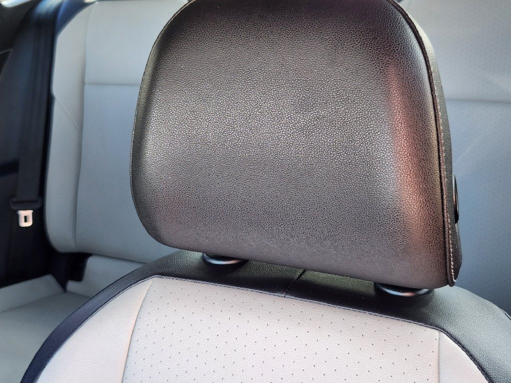 Used 2019 Volkswagen Jetta R-Line w/ R-Line Cold Weather Package FWD image 14