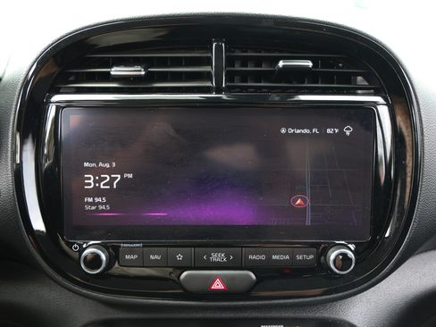 Used 2025 Kia Soul S FWD image 36