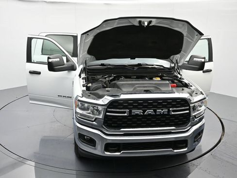 Used 2024 RAM 2500 Big Horn image 43