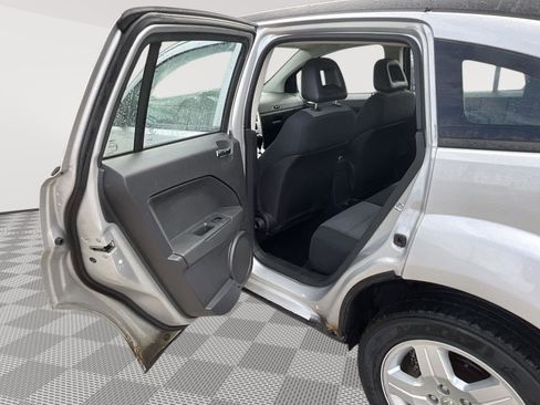 Used 2009 Dodge Caliber SXT image 12