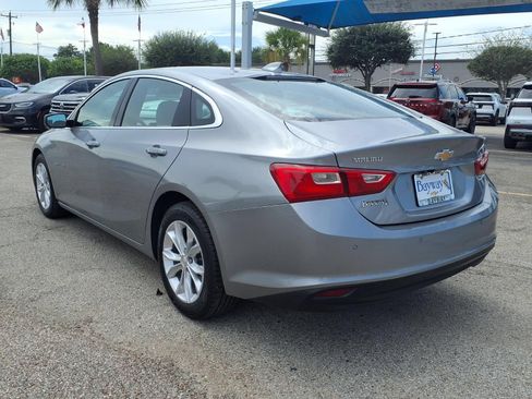 Used 2025 Chevrolet Malibu LT FWD image 4