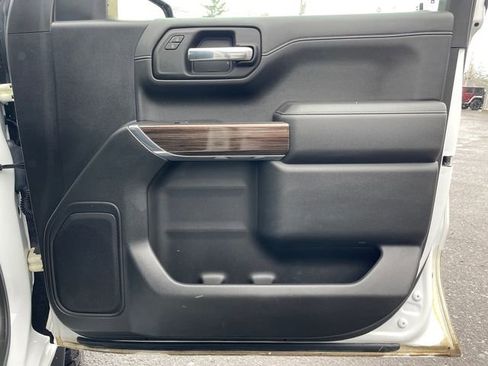 Used 2021 Chevrolet Silverado 1500 LT Trail Boss w/ Bed Protection Package image 13