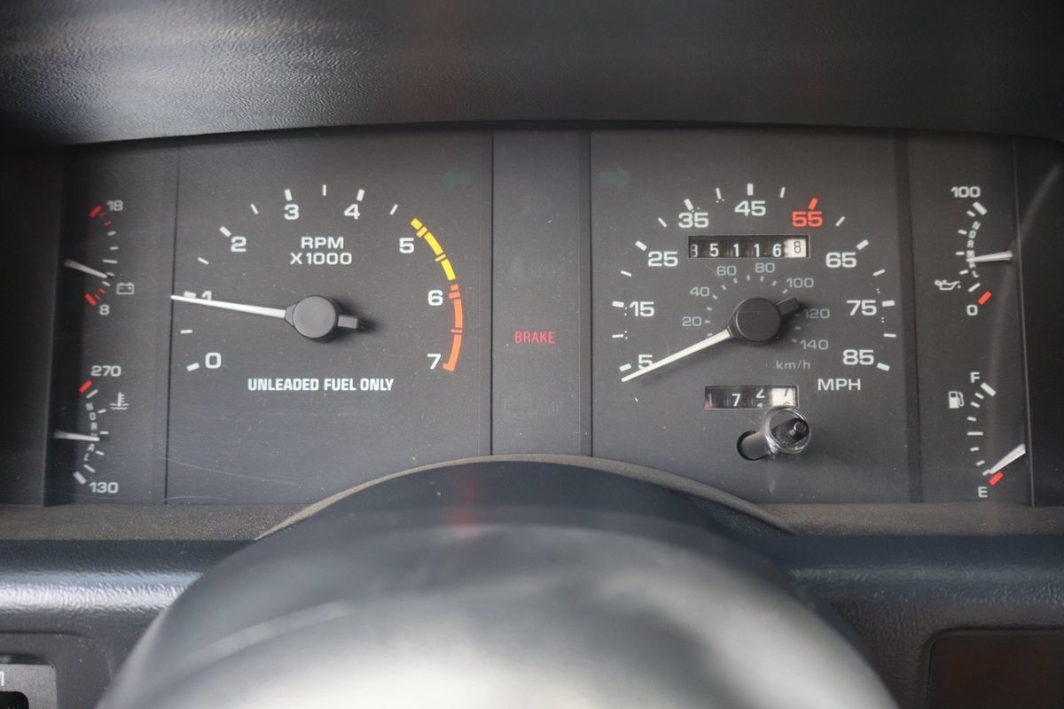 Used 1988 Ford Mustang GT RWD image 29