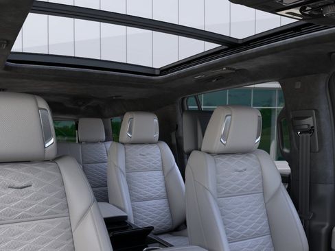 New 2026 Cadillac Escalade ESV V AWD/4WD image 24