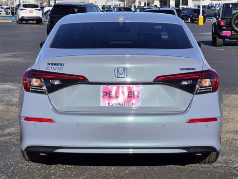 Used 2024 Honda Civic Touring image 5