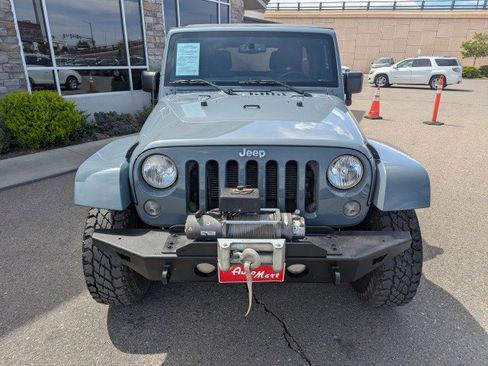 Used 2015 Jeep Wrangler Unlimited Sahara AWD/4WD image 4
