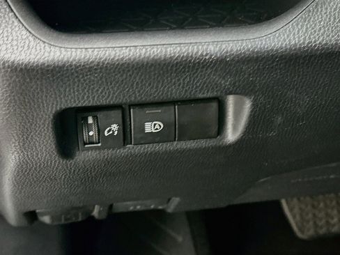 Used 2025 Toyota RAV4 LE AWD/4WD image 17