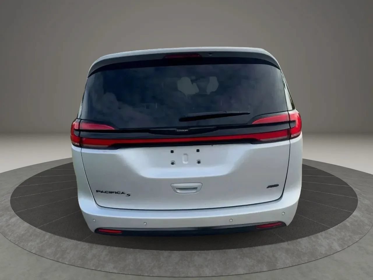 Used 2023 Chrysler Pacifica Touring-L w/ S Appearance Package AWD/4WD image 5