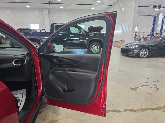 Used 2024 Chevrolet Equinox LT AWD/4WD image 31