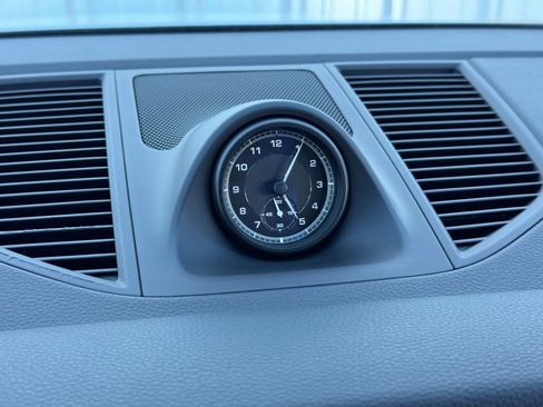 Used 2023 Porsche Macan image 26