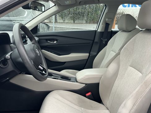 Used 2023 Honda Accord EX image 10