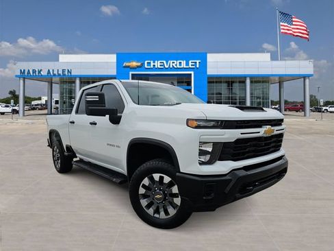 Used 2025 Chevrolet Silverado 2500 Custom w/ Custom Convenience Package AWD/4WD image 1