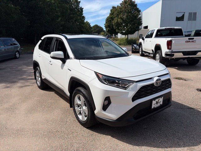 Used 2019 Toyota RAV4 XLE w/ Convenience Package AWD/4WD image 9