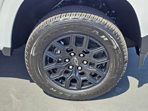 New 2026 Chevrolet Colorado W/T w/ WT Custom Package RWD image 7