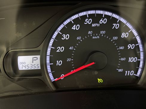 Used 2011 Toyota Sienna LE FWD image 15