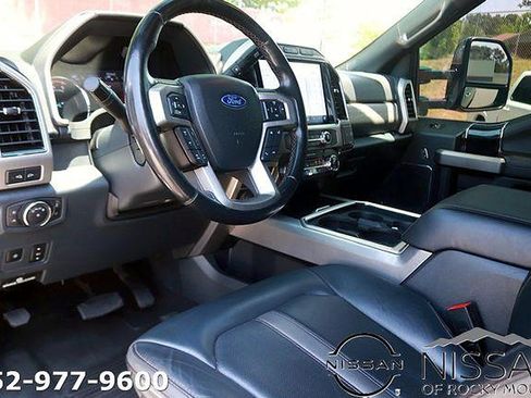 Used 2022 Ford F350 Platinum w/ Tremor Off-Road Package AWD/4WD image 15