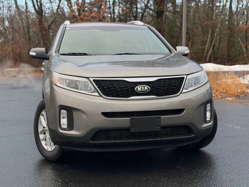 Used 2014 Kia Sorento LX AWD/4WD image 7