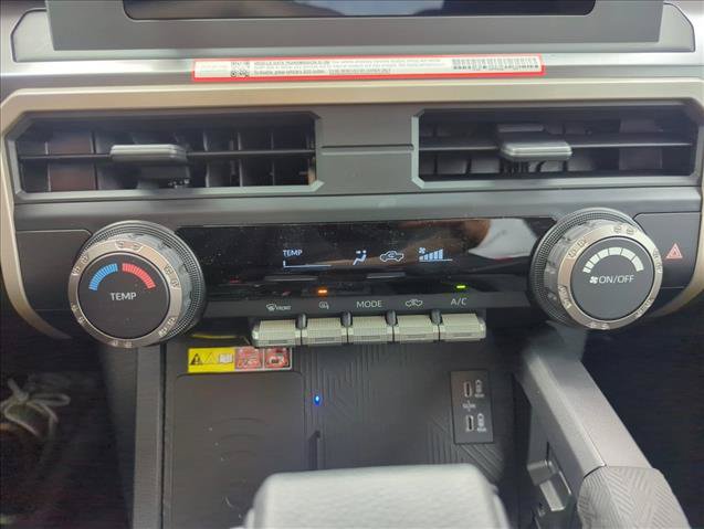 Certified 2026 Toyota Tacoma SR5 AWD/4WD image 18