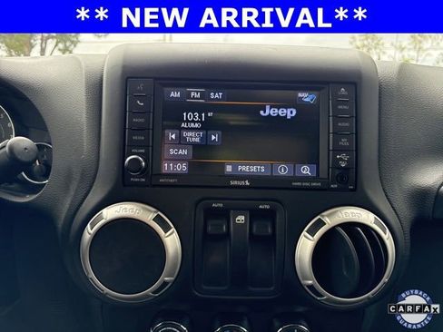 Used 2018 Jeep Wrangler Sahara w/ Connectivity Group image 11