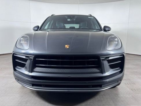 Certified 2022 Porsche Macan S AWD/4WD image 9