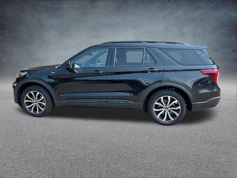 Used 2022 Ford Explorer ST-Line w/ Class IV Trailer Tow Package AWD/4WD image 4