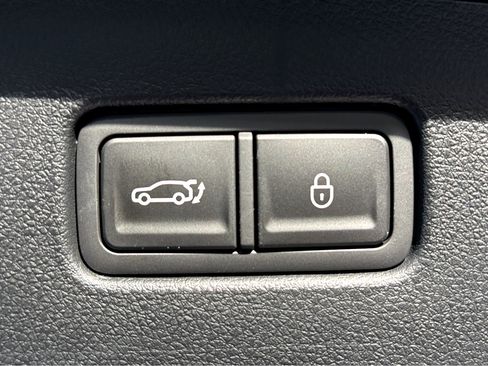 New 2026 Genesis GV70 2.5T image 31