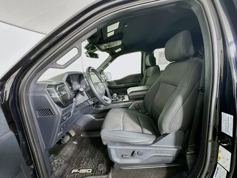 Used 2022 Ford F150 XLT w/ Equipment Group 302A High image 13