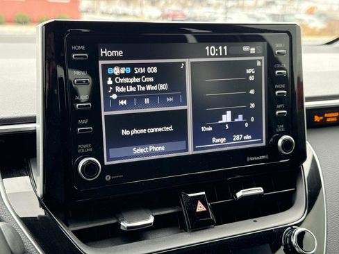 Used 2021 Toyota Corolla SE image 3