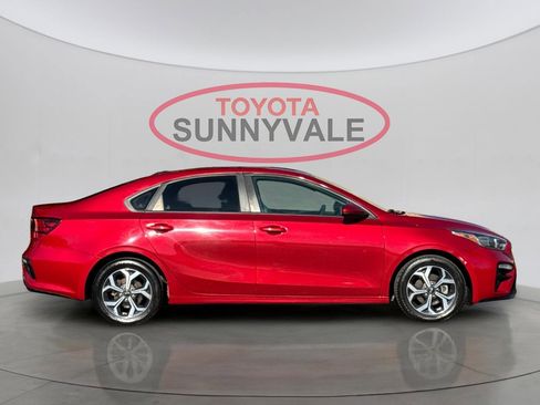 Used 2019 Kia Forte LXS image 9