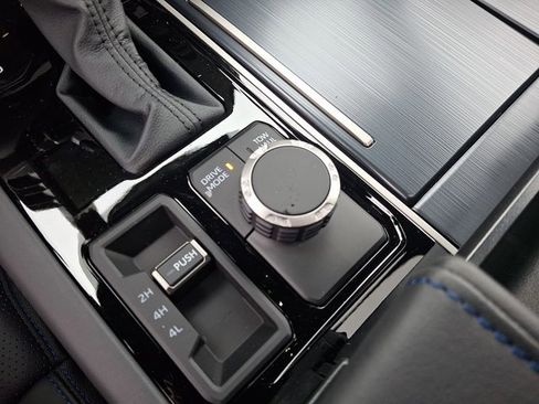 New 2026 Toyota Tundra Platinum AWD/4WD image 18