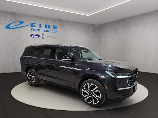 New 2027 Lincoln Navigator L Reserve AWD/4WD image 1
