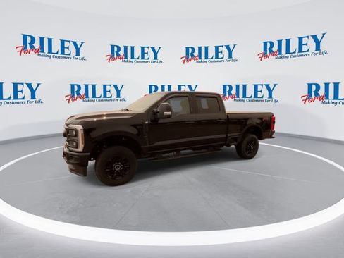 Used 2024 Ford F250 XLT w/ XLT Premium Package AWD/4WD image 7