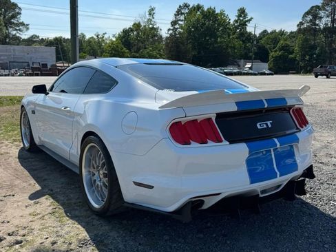 Used 2016 Ford Mustang GT RWD image 7