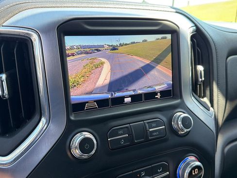 Used 2020 GMC Sierra 1500 SLT w/ SLT Premium Plus Package image 26