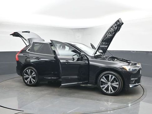 Used 2023 Volvo XC60 B5 Plus w/ Climate Package AWD/4WD image 51