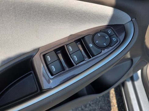 Used 2023 Chevrolet Malibu LT FWD image 20