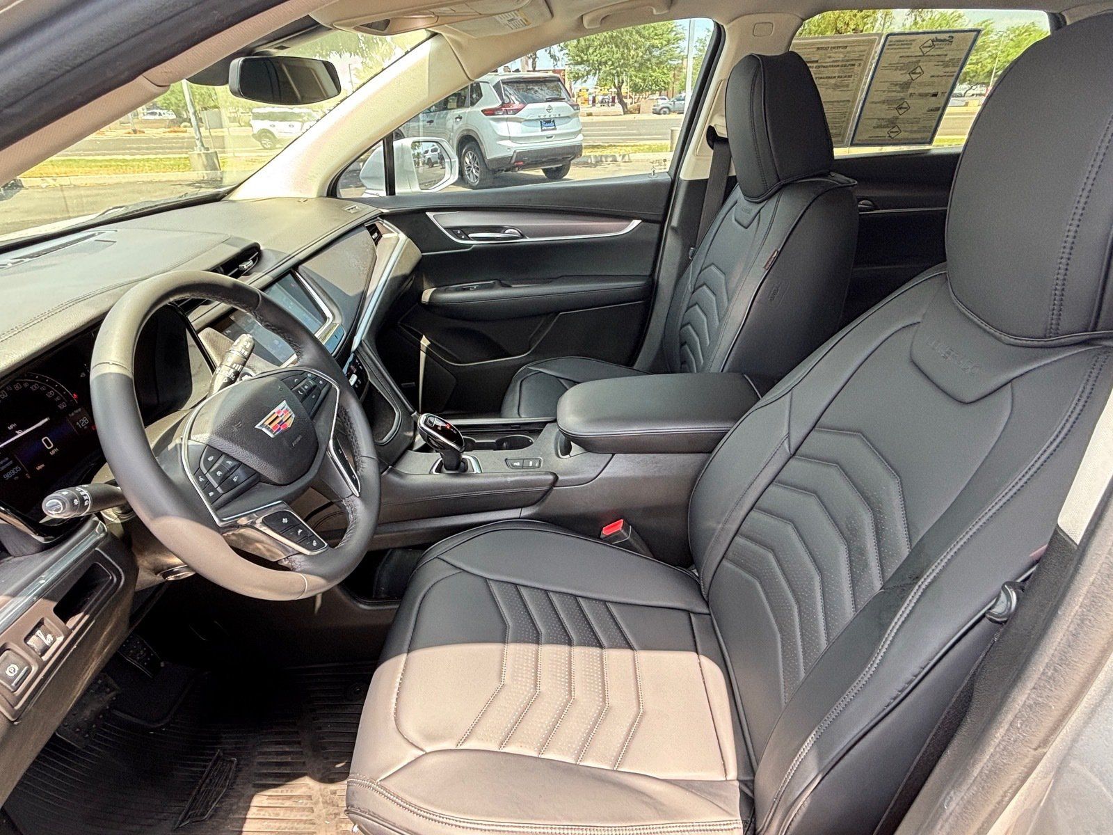 Used 2017 Cadillac XT5 Premium Luxury FWD image 21