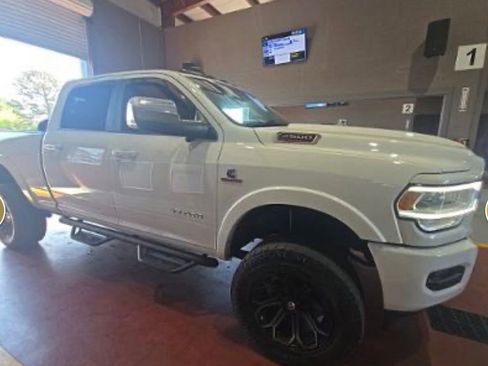 Used 2021 RAM 2500 Laramie AWD/4WD image 5