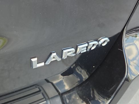 Used 2021 Jeep Grand Cherokee Laredo RWD image 36