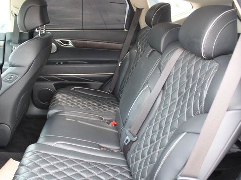 Used 2024 Genesis GV80 3.5T w/ Prestige Matte Package AWD/4WD image 7