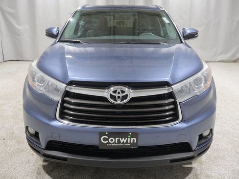 Used 2016 Toyota Highlander XLE AWD/4WD image 7