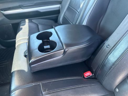 Used 2017 Toyota Tundra Platinum AWD/4WD image 35