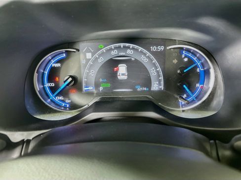 Used 2023 Toyota RAV4 LE AWD/4WD image 19