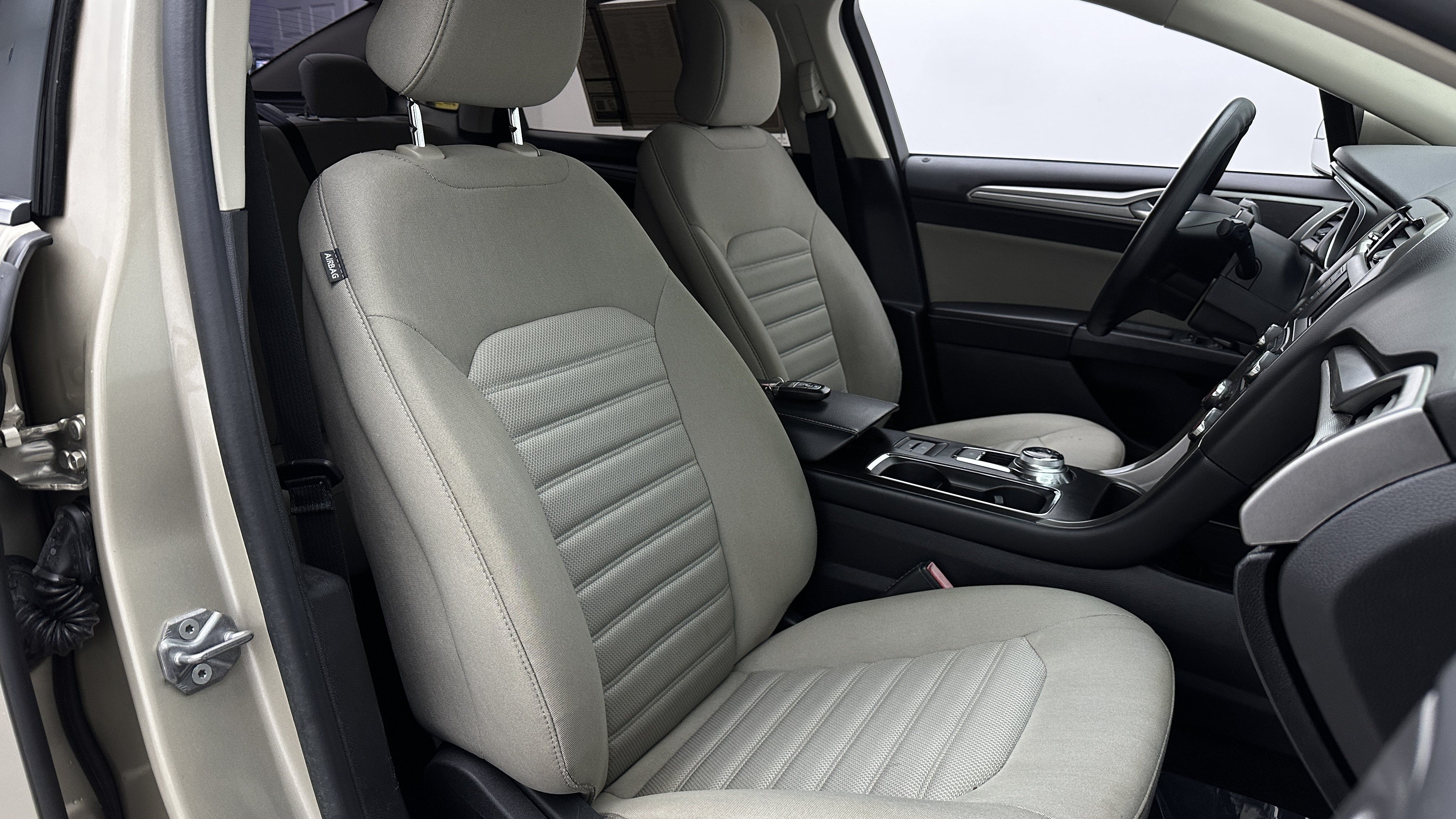 Used 2018 Ford Fusion S FWD image 33