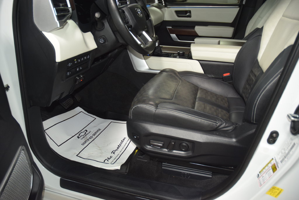 Used 2022 Toyota Tundra Capstone AWD/4WD image 38