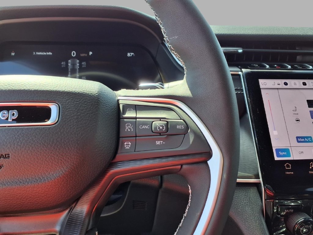 New 2027 Jeep Grand Cherokee Laredo X AWD/4WD image 10