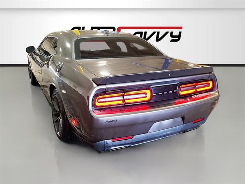 Used 2019 Dodge Challenger R/T Scat Pack image 5