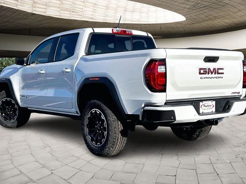 New 2026 GMC Canyon AT4 image 3