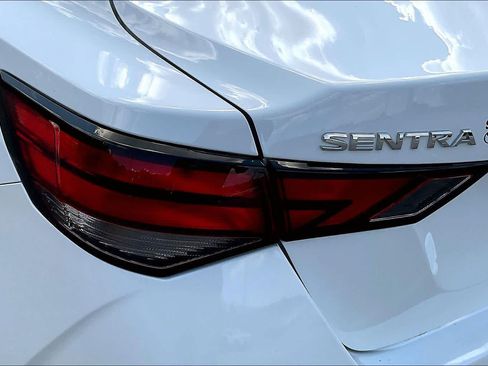 Used 2024 Nissan Sentra SV FWD image 28